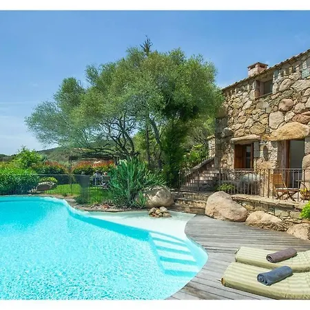 Les Lauriers Roses Palombaggia Porto-vecchio Порто-Веккіо